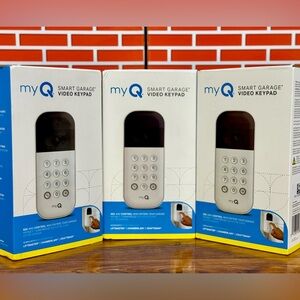 📸myQ Smart Garage Video Keypad - White📸